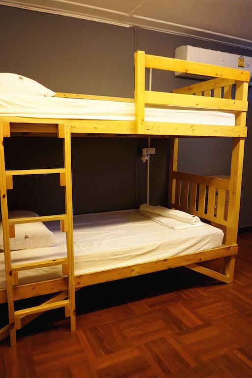 Ideer Hostel Банкок Екстериор снимка