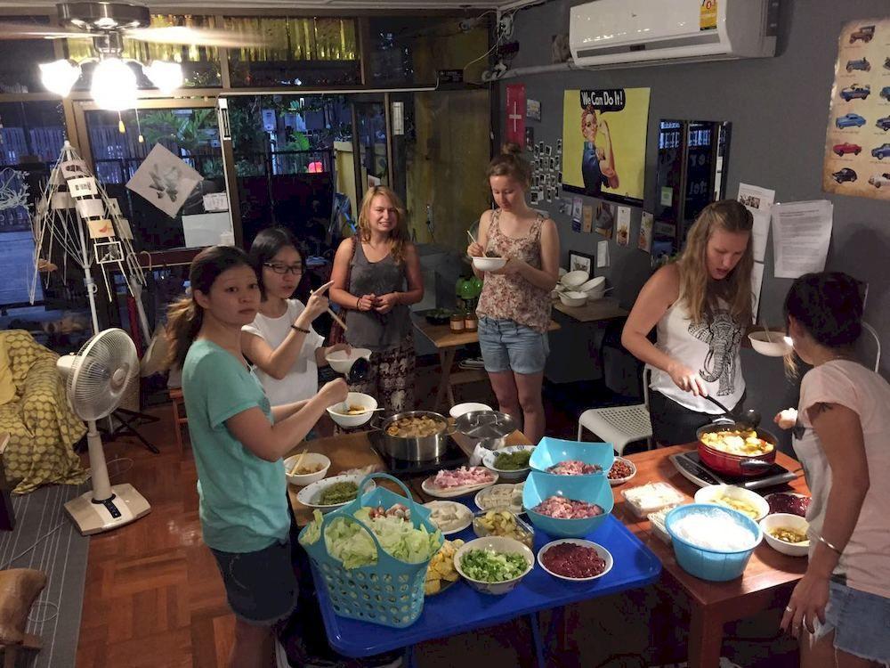 Ideer Hostel Банкок Екстериор снимка