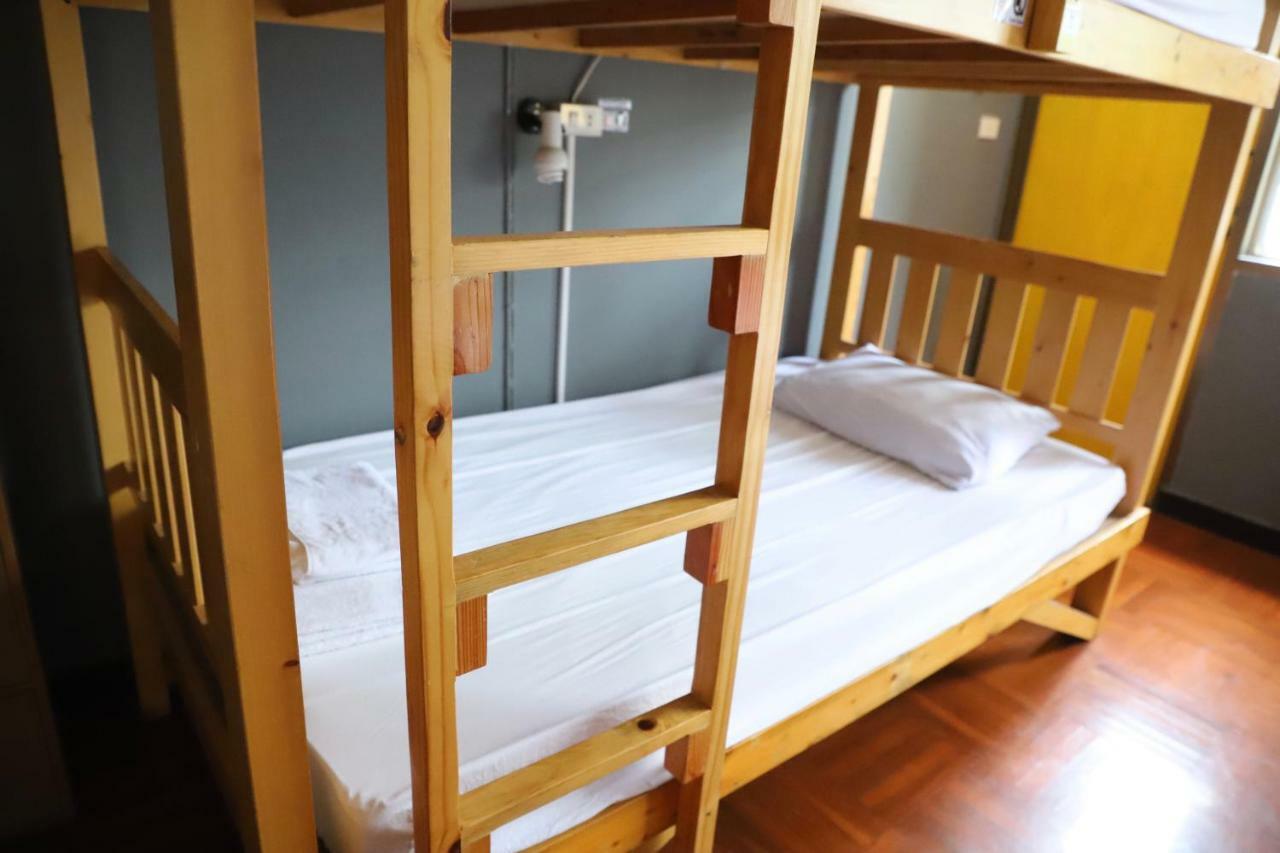 Ideer Hostel Банкок Екстериор снимка