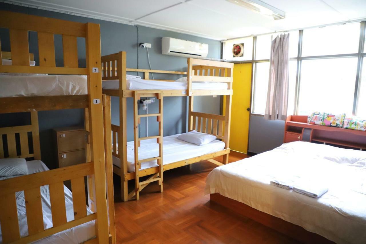 Ideer Hostel Банкок Екстериор снимка